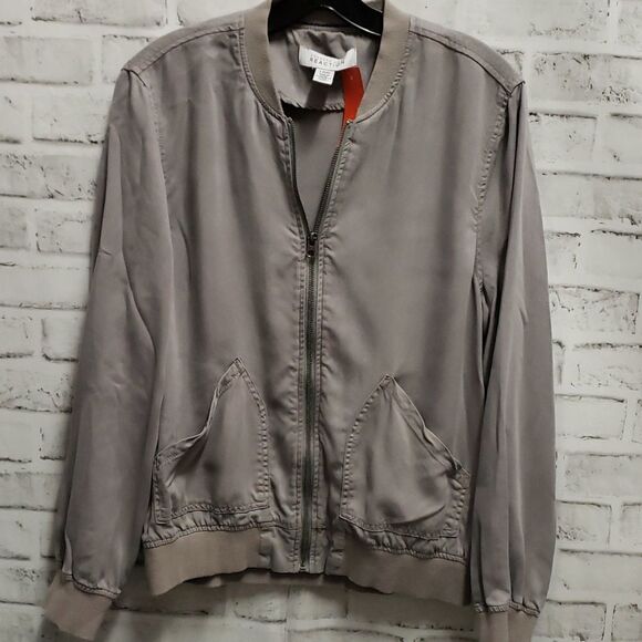 Kenneth cole jacket  - Picture 1 of 3